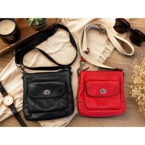 COACH Park Red Pebble Leather Swingpack Crossbody Bag purse 49170 Y2K turnlock
